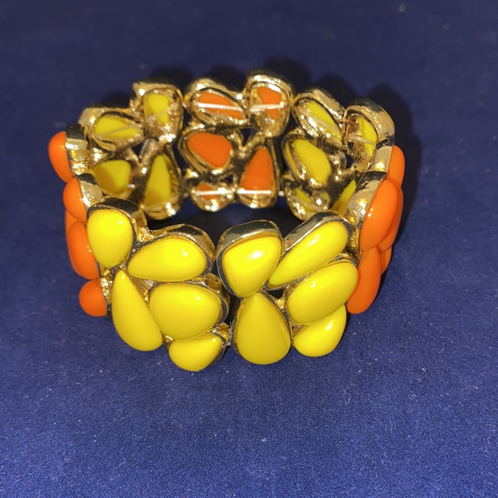 Ceramic and Gold plated elastic bracelet